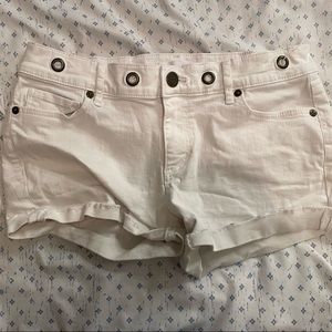 white jean shorts